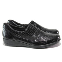 Pantofi pentru femei egale - piele "crocodil" motiv - negri - SM114410